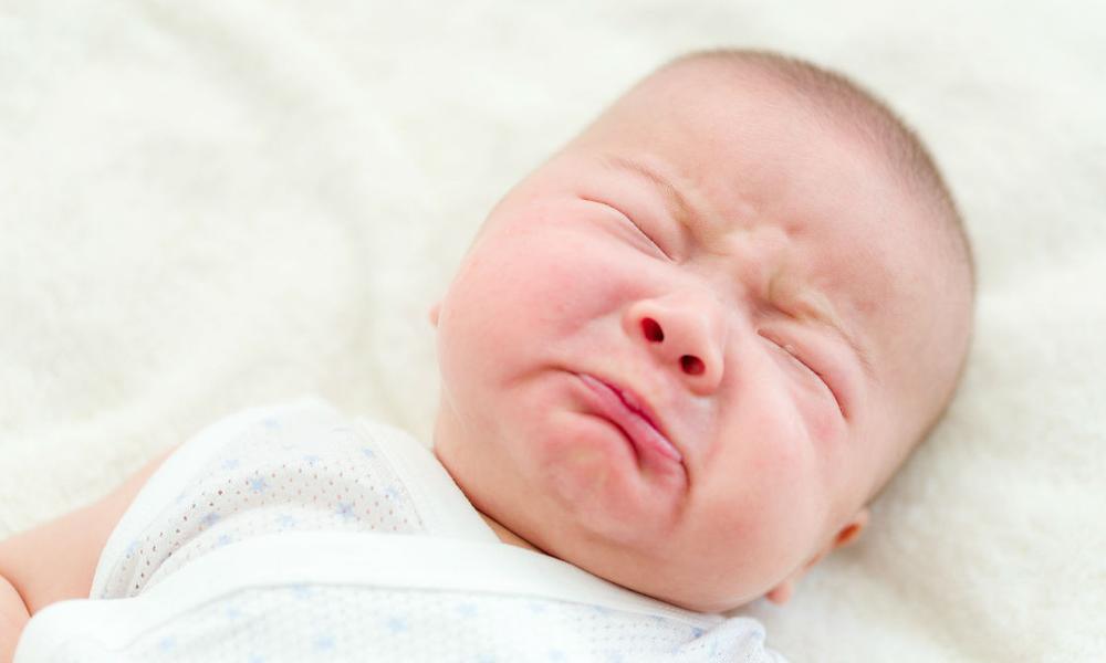 Ngủ mơ thấy em bé mang ý nghĩa gì ? Đánh con gì, số mấy dễ trúng nhất?